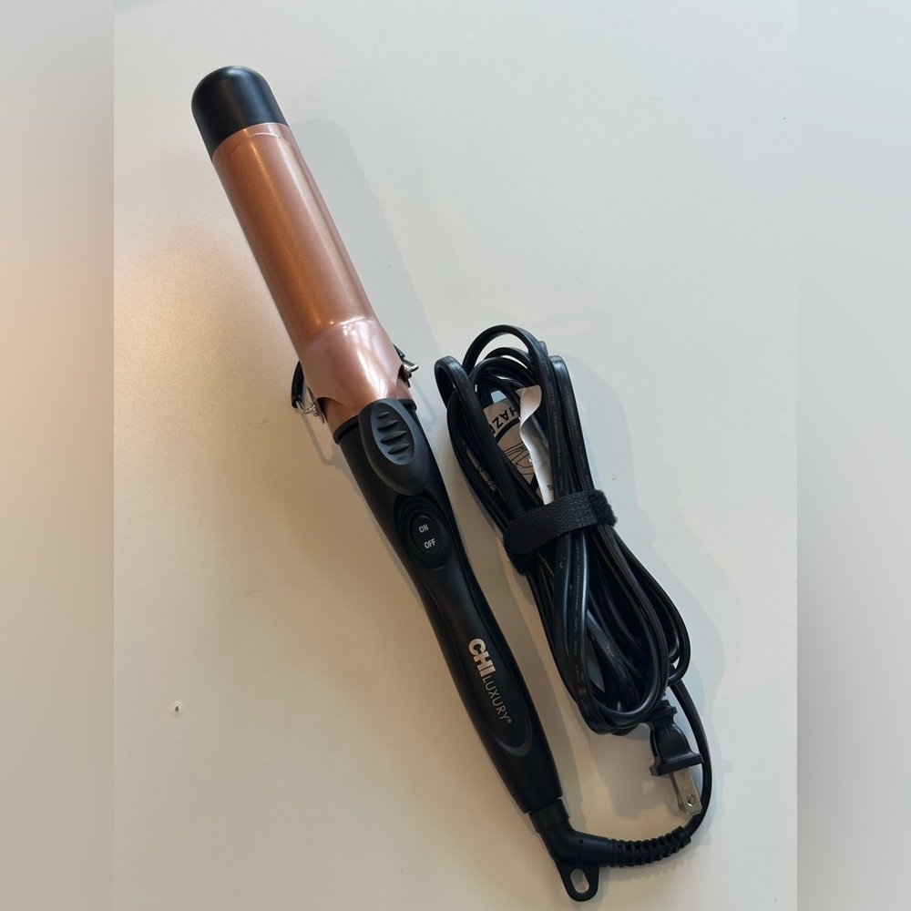 CHI Luxury 1.5" Curling Iron